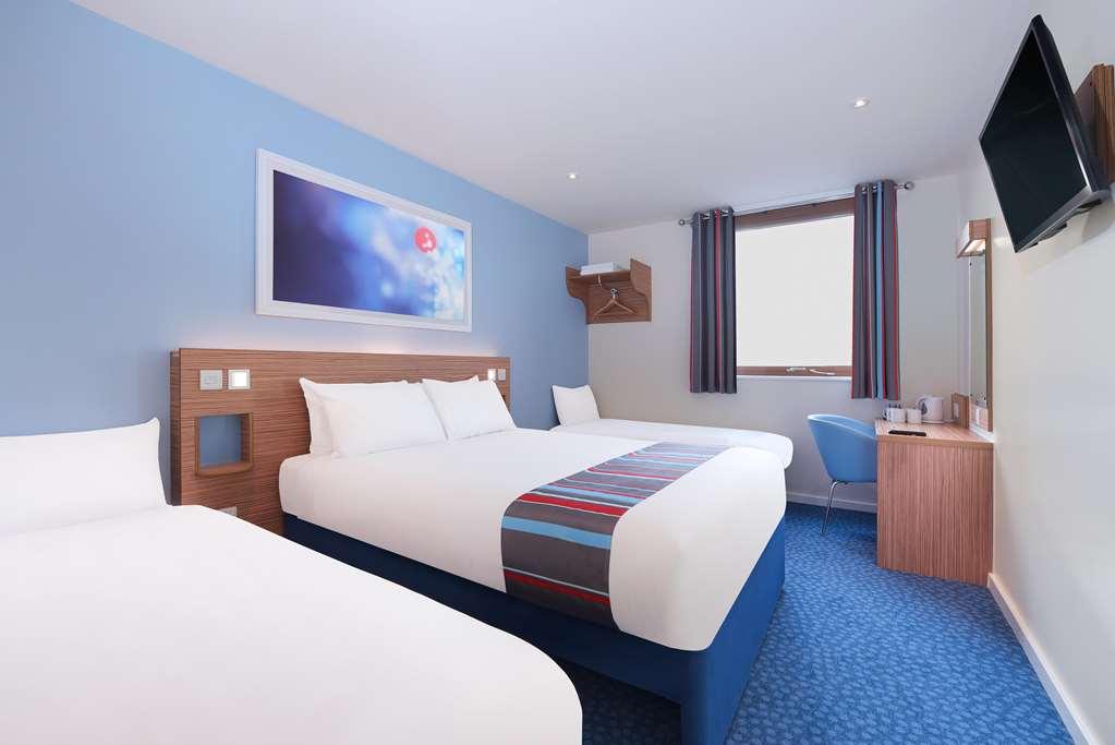 Travelodge Caerphilly Phòng bức ảnh