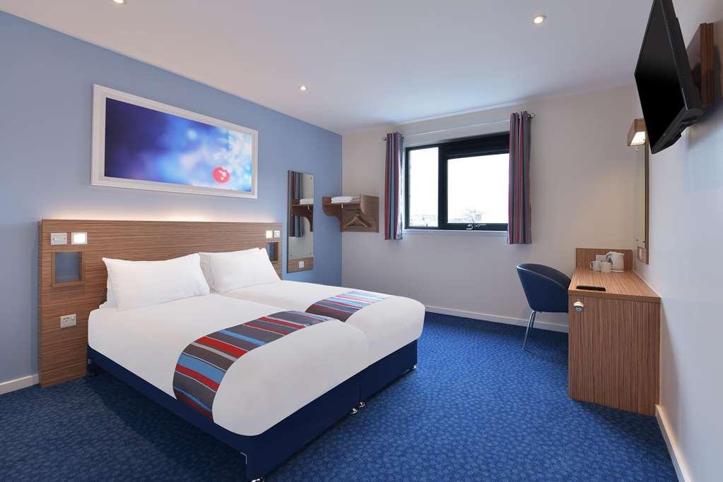 Travelodge Caerphilly Phòng bức ảnh