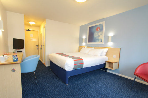 Travelodge Caerphilly Phòng bức ảnh